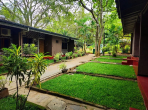 Udawalawe Safari VIllage By Plateeno