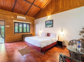 Shangri La Jungle Resort