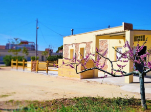 House With 3 Bedrooms in Camarles, With Enclosed Garden and Wifi - 5 k