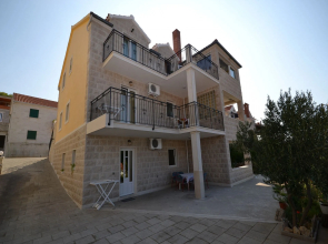 Apartment Suzane - terrace and sea view A-Doris Postira, Island Brac