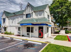 Motel 6 Wheat Ridge, CO - West - Denver North