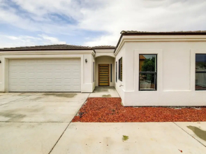 4 Mi to Casinos: Mtn-view Home in Bullhead City!