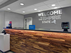 Hampton Inn & Suites Syracuse Dewitt