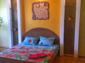 Apartment on Hrushevskoho 28