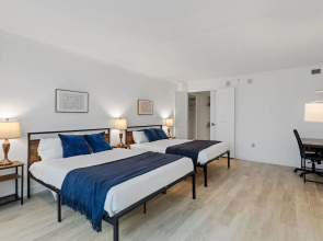 Two Beachfront Stylish CozySuites