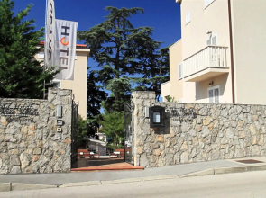 Abalone Hotel