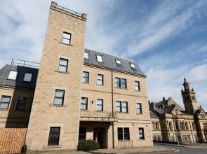 Halifax House, Studio Apartment 214