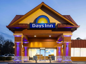 Days Inn by Wyndham Forsyth