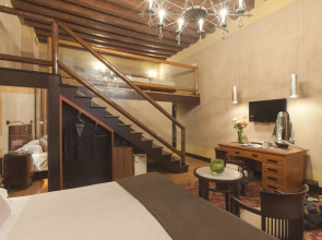 Отель Saturnia & International