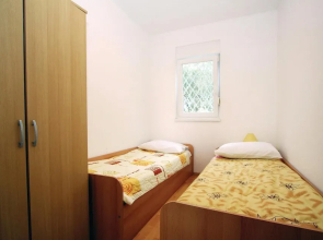 Awesome Home in Pula With 4 Bedrooms and Wifi