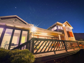 Gapyeong Poongkyungmaru Pension