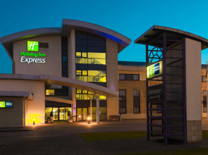 Holiday Inn Express Northampton - South by IHG