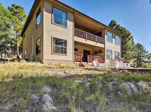 Spacious Flagstaff Home With Fire Pit & Game Room!