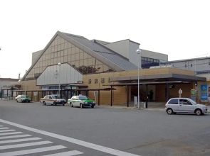Shinmaebashi Station Hotel