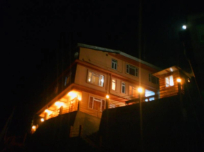 Hotel Tenzing Retreat