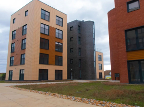 Livestay - Chic One Bed Apartment Near Heathrow