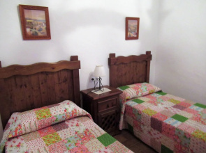 Chalet Huerta 1 con piscina y paddle