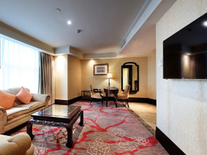 Royal Mediterranean Hotel