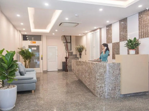 Bridge Lakeside Hotel Hanoi