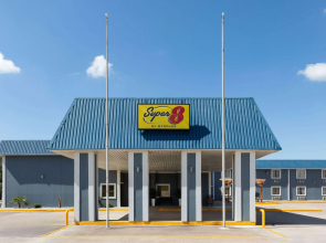 Super 8 by Wyndham Buffalo