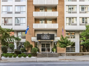 Hotel Faubourg Montreal