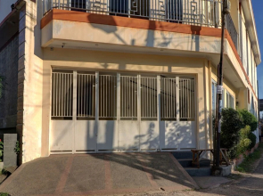 OYO Life 92707 D-akomiba Residence