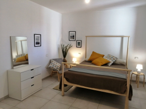 Residenza Arcangela - 4 Alloggi con 2 Piscine Private nel Salento - Fino a 20 Posti Letto