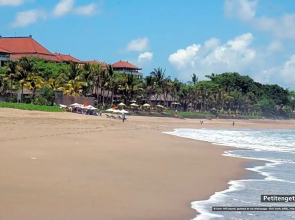 ZEN Rooms Seminyak Taman Petitenget