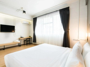 Отель Sheraton Khalidiya