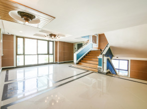 OYO 458 Nakorn Siam Boutique