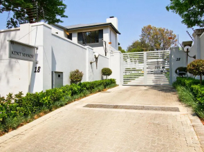 Kent Manor Guest Suites