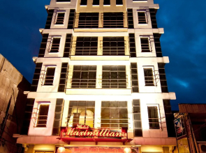 Maximillian Hotel