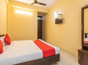 Hotel Amarji Palace By OYO Rooms