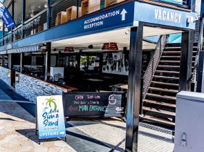 Airlie Sun & Sand Accommodation 3