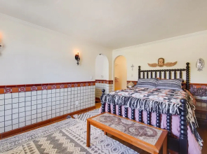 Cozy & Equipped Spanish-style Casita In Berkeley 1 Bedroom Apts by Redawning