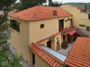 Elaia Hotel