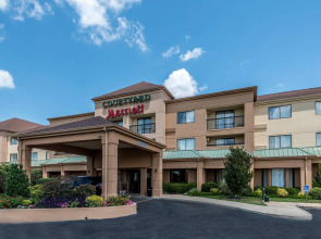 Courtyard By Marriott Tupelo
