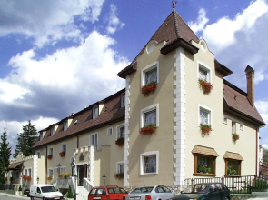 Kikelet Club Hotel