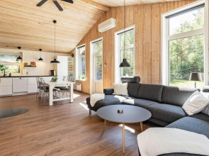 6 Person Holiday Home in Saeby-by Traum