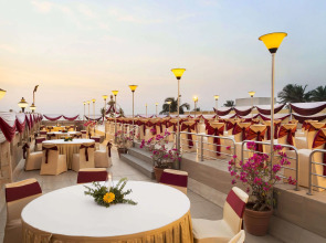 Ramada Plaza by Wyndham Palm Grove