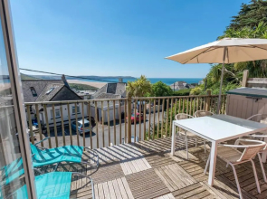 Pandora Court Apartment 2