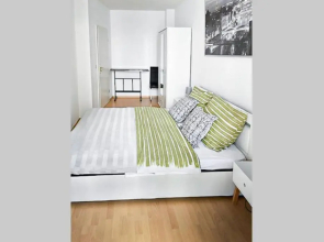 Zentral, Ruhig, 4personen, Balkon, Waschmaschine