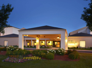 Courtyard by Marriott Minneapolis-St. Paul Airport