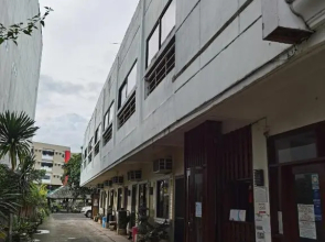 RedDoorz near Colgante Bridge Naga City