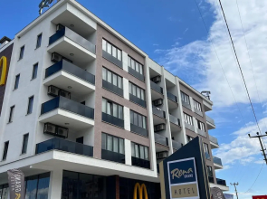 Rena Grand Residence & Suite