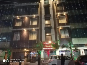 Hotel Pride Inn