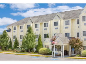 Beckley East Microtel Inn / Suites