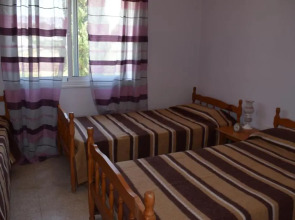 Kings Gardens Maisonette E104