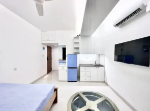 330sqft 3 Modern Stay with Sauna Pool