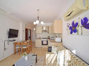 B2 Arnna Apartment
